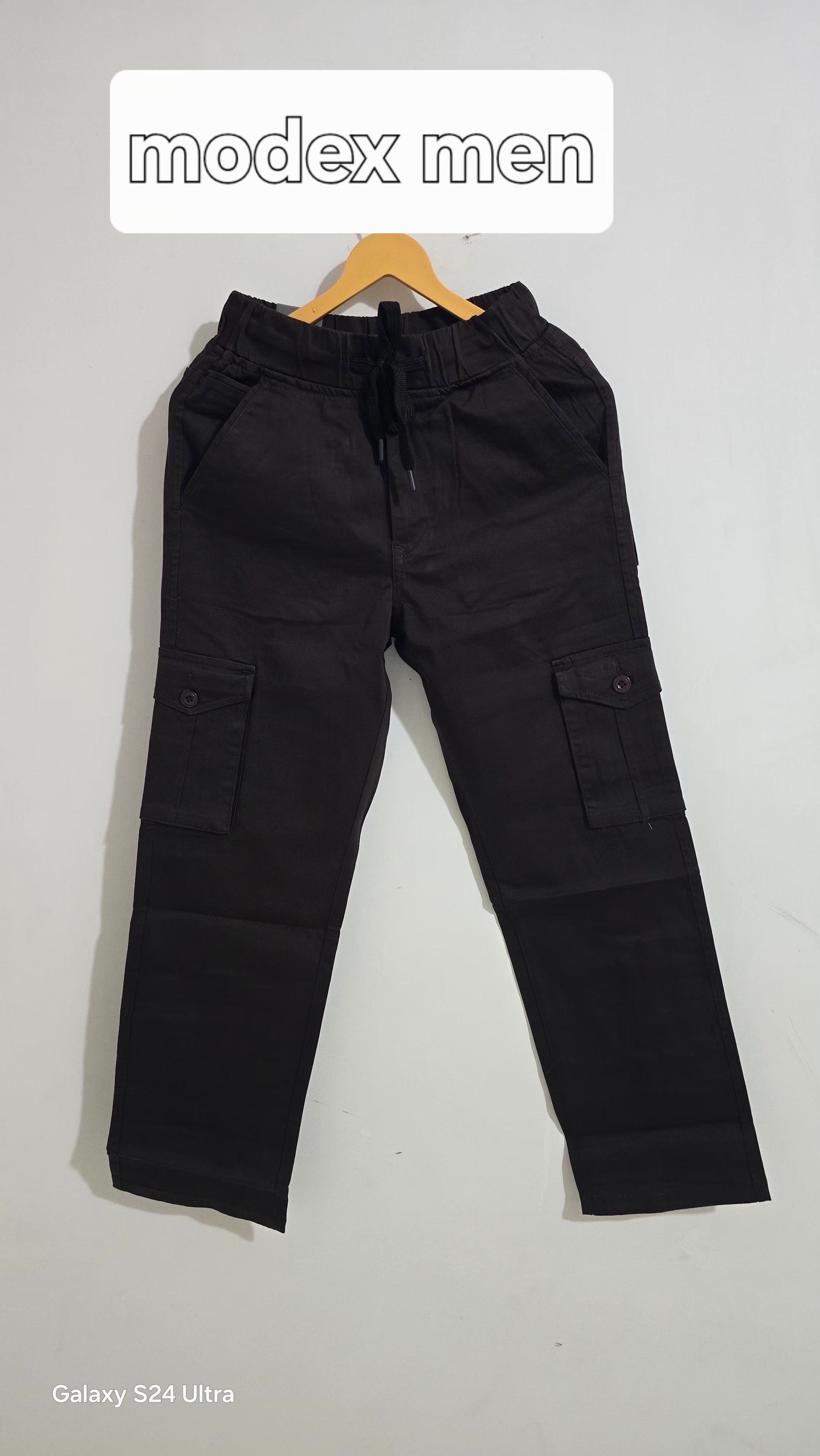 Cargo pants Straight fit