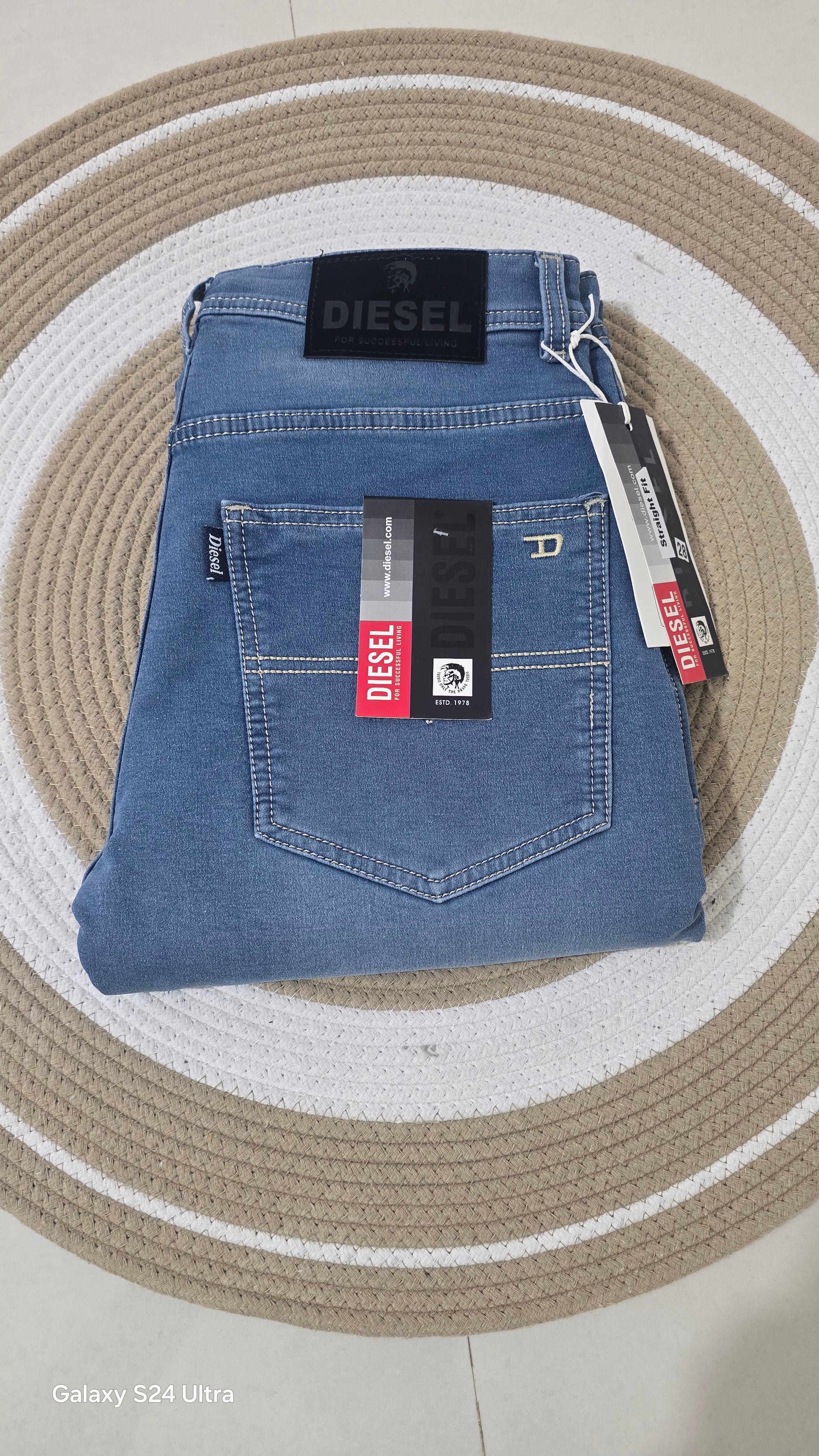 Diesal Straight fit jeans